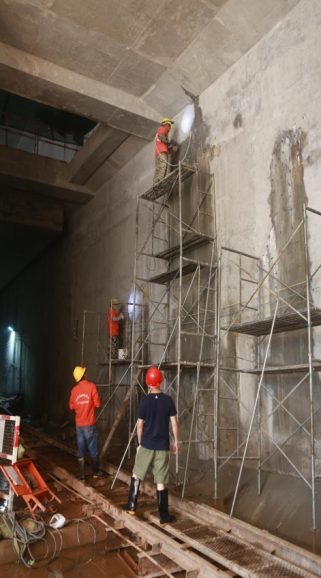 成都地铁1号线五根松站渗漏水水害治理
