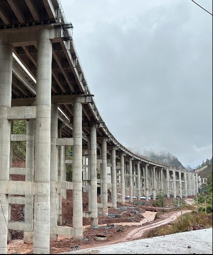 G7611西香高速东河互通北山村1号桥桩基承载力补强